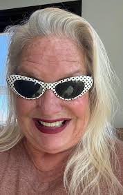 I'm that person that'll stick W you like i promised in the beginning.