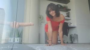 No doubt all the onlookers love me by now bold display