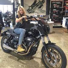 Sammyharlee Photo Swipe Dyna For Life Sashmo Make Dyna Great Again 2017 Classic Harley Davidson Harley Davidson Chopper Harley Davidson Dyna Super Glide