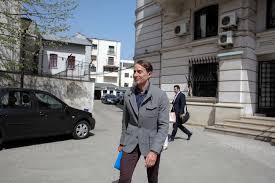 Inalta curte de casatie si justitie a deschis al patrulea proces impotriva ministerului finantelor publice (mfp), in care contesta refuzul partial de plata a salariilor, adica achitarea acestora cu tot cu sporul de stres de 50%. Radu Mazare Inalta Curte De Casatie Si Justitie Inquam Photos