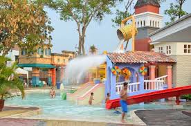 Anda bisa naik dengan tiket rp 50.000. 22 Destinasi Wisata Di Bekasi Terbaru Paling Populer Tokopedia Blog