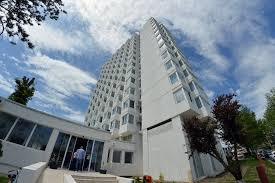 Hotel steaua de mare, 2 stele, dispune de o capacitate de cazare de 182 camere duble, 36 camere single si 13 apartamente. Hotel Meduza Eforie Nord Romania 2021
