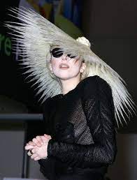 Hair Hat Lady Gaga Poker Face Womens Hairstyles Funky Hairstyles Hair Styles 2017