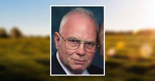 William Luscombe's Instagram, Twitter & Facebook