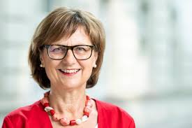 Maria stinger was a real beauty. Maria Patek Folgt Auf Elisabeth Kostinger Blick Ins Land