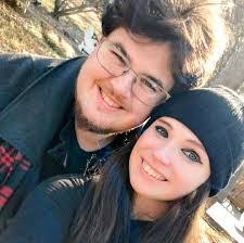 Olivia Whitcomb's Instagram, Twitter & Facebook