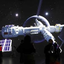 Die rakete hatte am vergangenen donnerstag das 22 tonnen schwere kernmodul tianhe (himmlische harmonie) erfolgreich ins all gebracht. Eigene Raumstation China Hat Den Schritt Zur Supermacht Im All Geschafft Stern De