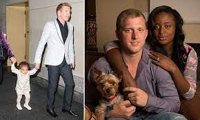 Chrisley Know S Best S Kyle Says Dad Todd Stole His Child And Kicked Him Off Show Daily Mail Online