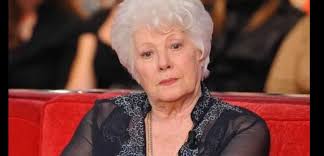 Normandie. 100 ans de chansons grivoises : Colette Renard sur la route de  Louviers