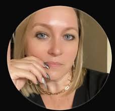 May I ask some healing for my cousin's wife. She had a cancer surgery,  radiation and starting chemo next week. Her name is Sasha. I have been  sending her reiki daily, but