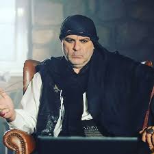 Burak sergen 09.02.1961 doğumlu ve 54 yaşındadır. Burak Sergen Kimdir