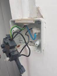 Branchement Interrupteur 3 Fils Linternaute Com