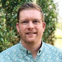 Scott Kruger's Instagram, Twitter & Facebook