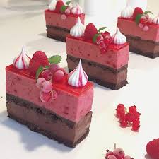 regardez cette photo instagram de sofialoren 1 175 mentions j aime desserts food patisserie design