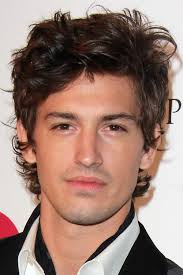 Messy textured hair has become one of the best styles for men to get right now. 20 Best Men S Messy Hairstyle Women S Pick