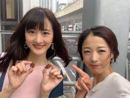 一条もんこ on X: 姪のサラです。大学4年生です。スパイスのアクセサリーを作っています。 まだまだ修行中ですがだんだん上手になってきました。  t.coT4GL2iVRqv  X