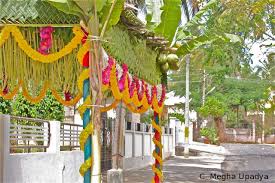 Https Www Athome Icu 2019 02 Coconut Leaves Wedding Decoration Html M 1 In 2020 Wedding Design Decoration Wedding Background Decoration Desi Wedding Decor