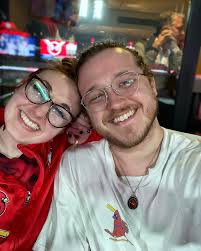 The time when we got box seats thanks to your job @bonnaroo20 . . . . .  #love #baseball #inlove #shotoniphone @cardinals