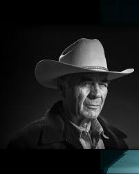 Twin Peaks. Frank. They 💯 sure don't make them like veteran character  actor Robert Forster anymore; what a great guy he was. Nor do they make  them like Michael Horse or Harry