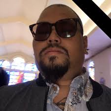 Where to find a Passover-friendly lunch spot in Martinez near the Amtrak  station?