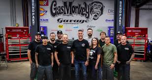 Rawlings' gas monkey garage has nothing to do with the primates in their natural habitat; Pin Di Car