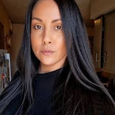 Christie Olivas's Instagram, Twitter & Facebook