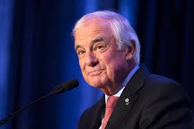 Le Groupe Canam revient au Québec