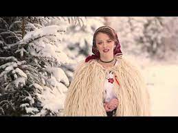 Acest fisier audio face parte din categoria manele noi, a fost publicata de catre musicmondoromania in data de 14 decembrie 2020, 17:00:03 si are un total de 292 accesari unice pana in prezent. Versuri Georgiana Ghisa Pe Un Drum Batut De Piatra Video Versuri Video Descarca