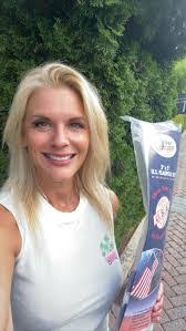 Patsy Starnes's Instagram, Twitter & Facebook