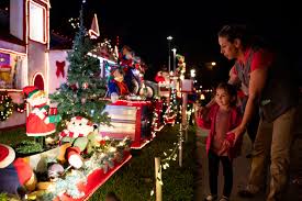 How much do christmas yard decorations cost? 10 Christmas Light Displays In Corpus Christi Mapped Out For You