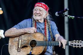 Willie Nelson talks about grief, legalizing marijuana and that Beyoncé  collaboration