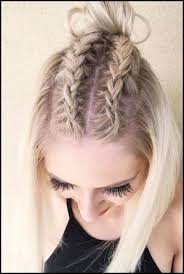 Seien sie mutig und probieren sie mal. Schone Geflochtene Frisur Ideen Fur Kurze Haare Neueste Frisuren 2018 Frisuren Frauen Schulterlange Haare Flechten Geflochtene Frisuren Schulterlanges Haar