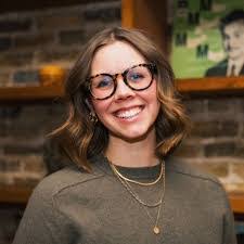 Danielle Wegman's Instagram, Twitter & Facebook