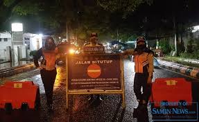 Sebagaimana yang terlihat dalam kotak penerapan mo, rowe furnitur tadi memperoleh kesuksesan artinya kita bagi waktu operasi total dalam sel kerja dengan waktu takt. Samin News Malam Tadi Dishub Dan Aparat Gabungan Gelar Operasi Penutupan Jalan