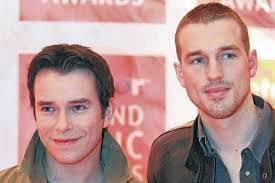 Andrew Cowles's Instagram, Twitter & Facebook