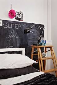 Blackboard In Bedroom For Kids Cocuklar Icin Yatak Odasinda Kara Tahta Bedroom Decoration Kids Dekorasyon Ev Icin Kara Tahta Yatak Odalari