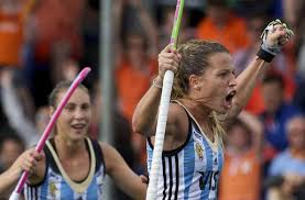 El seleccionado argentino femenino de hockey sobre césped, las leonas, viajará hoy rumbo a europa para continuar con la preparación, antes de competir en los juegos olímpicos de tokio, en julio próximo. Pin En Hockey