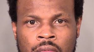 Man arrested for carrying cocaine, stolen handgun during traffic stop