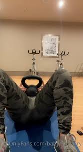 Watch online Babyburberry - Starting my workout with sets of on X-video