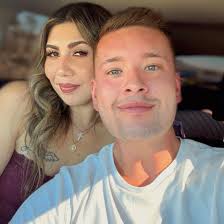 What photographers are recommended for a couples shoot in the Cannon Beach  area?