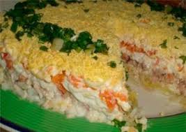 рецепт салата с копченой курицей и морковью по корейски Sloenyj Salat S Kopchenoj Kuricej I Korejskoj Morkovyu Vkusnyashki Eda Salaty