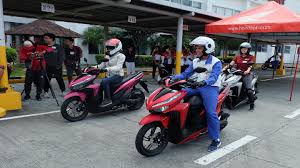 Be the first to review honda click 150i v1 cancel reply. 2018 Honda Click 150i Review Specs Features Price