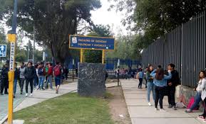 Ricardo anaya se burló de él mismo y compartió un meme por el día del taco. Chilango Cierran La Fcpys En Protesta Por Diplomado De Ricardo Anaya