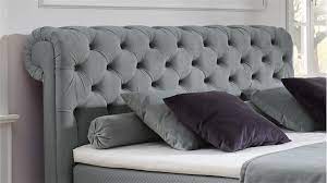pin auf bett