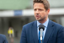 Rafał trzaskowski najpierw zrzucił winę, za awarię czajki na lecha kaczyńskiego oraz tajemniczych ekspertów. Rafal Trzaskowski Pisze Do Dyrektorow Szkol Nauczycieli Uczniow I Rodzicow Edukacja