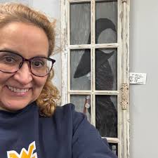 Can anybody give me some information about the art group please