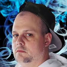 YoungThug disses all Lil Durk's homies in otf and says they all junkiesz  and they need to stop calling him a rat cuz he is the one that is paying  his lawyer