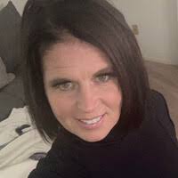 90+ "Evelyn Eve" profiles