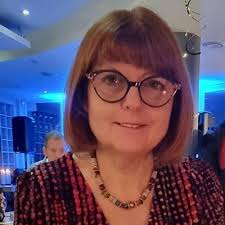 Jean Maye's Instagram, Twitter & Facebook