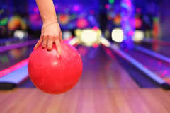 Avoid the Gutter in Bowling - Elev8 Fun